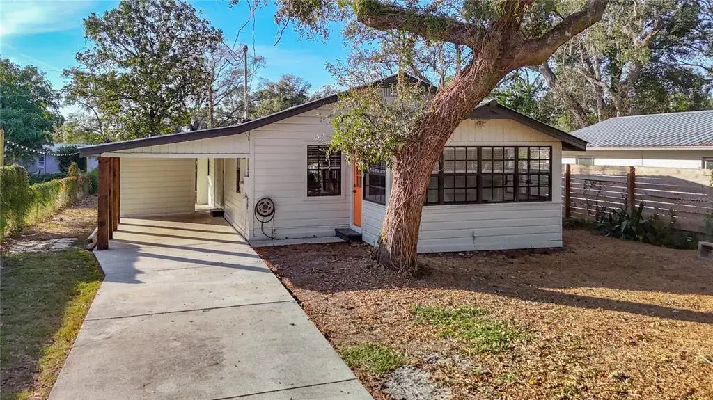 8906 N Orleans Avenue, Tampa, FL, 33604