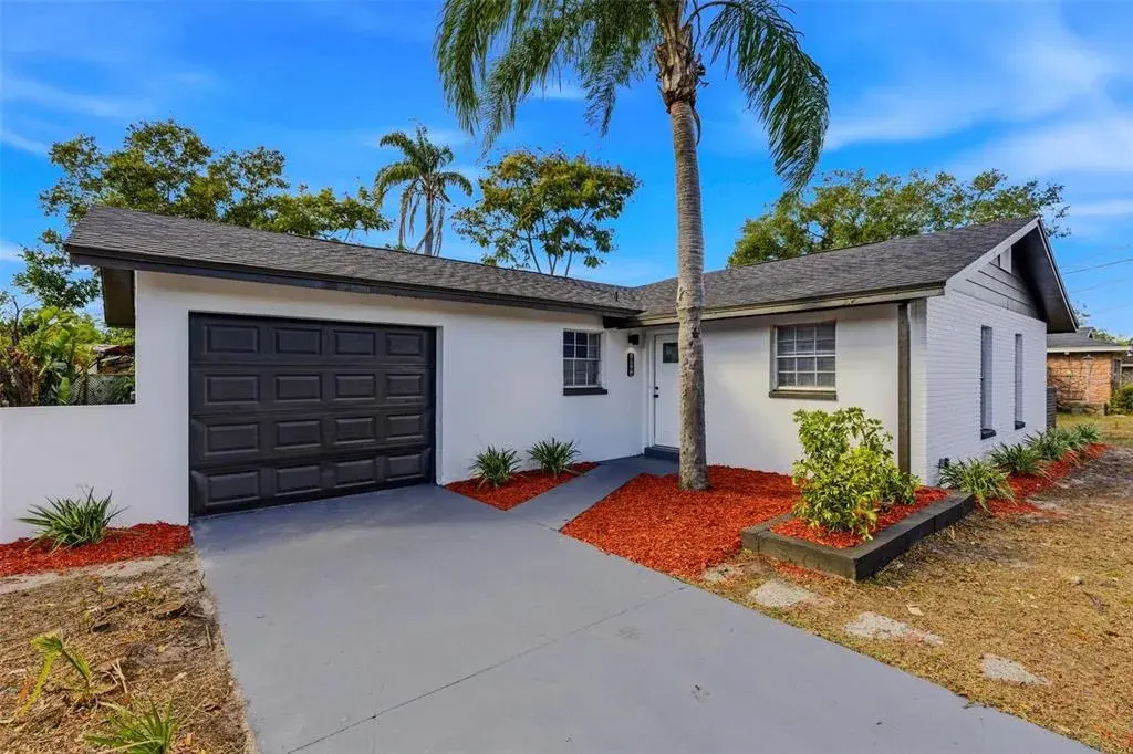10906 N 28th Street, Tampa, FL, 33612