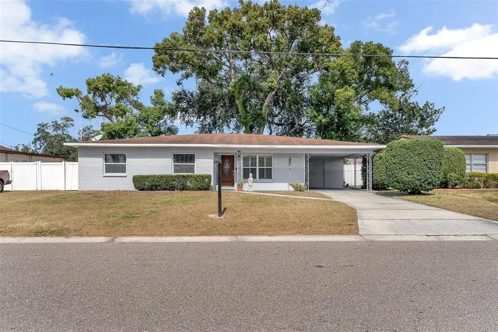 3125 W Henry Avenue, Tampa, FL, 33614