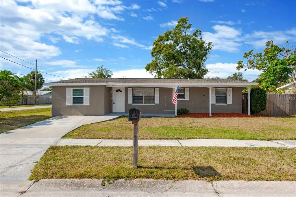 6313 S Clark Avenue, Tampa, FL, 33616