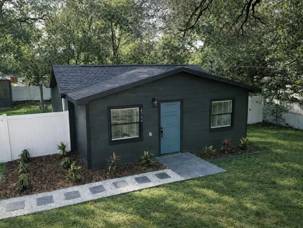 6704 N 11th Street, Tampa, FL, 33604