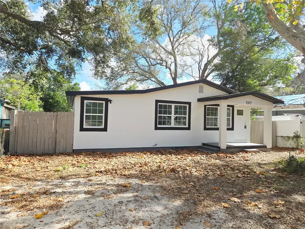 9307 N Oakleaf Avenue, Tampa, FL, 33612