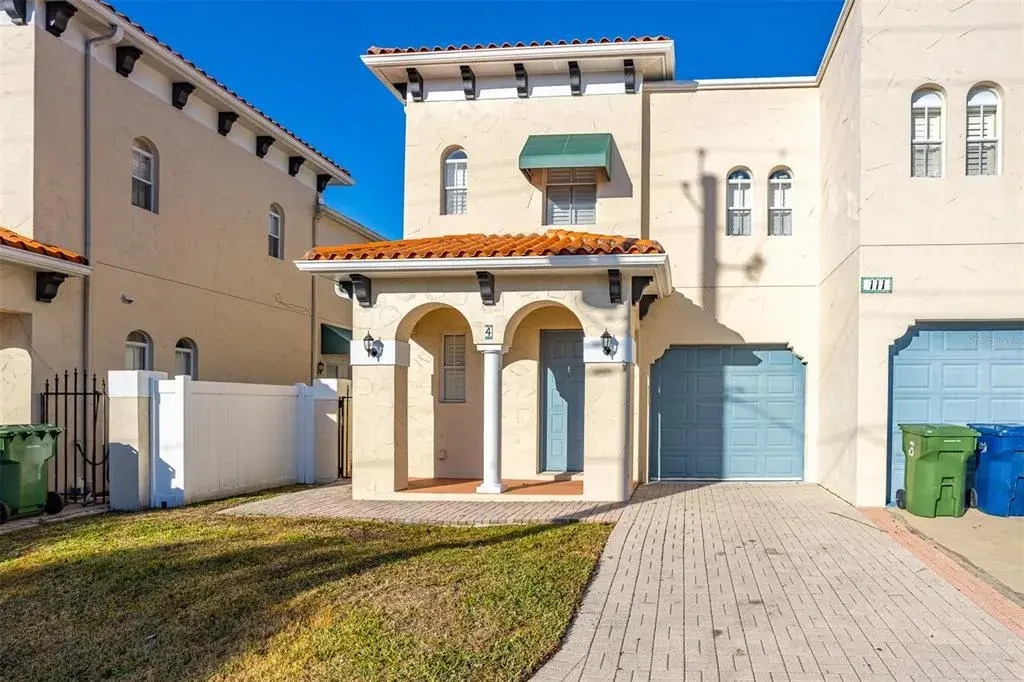 111 S Melville Avenue, Tampa, FL, 33606
