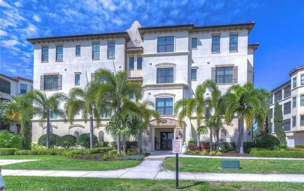 5715 Yeats Manor Drive Unit 302, Tampa, FL, 33616