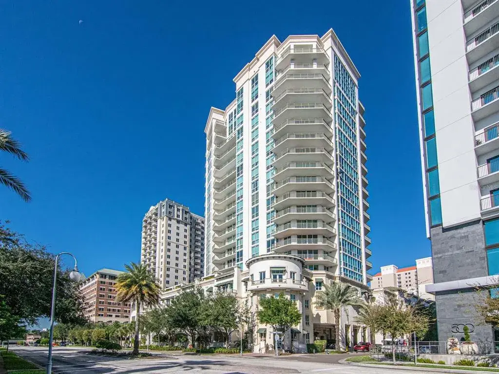 450 Knights Run Avenue Unit 1706, Tampa, FL, 33602