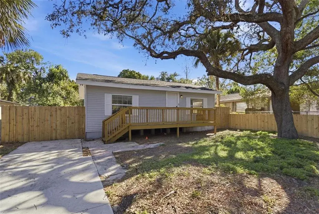8509 N 11th Street, Tampa, FL, 33604