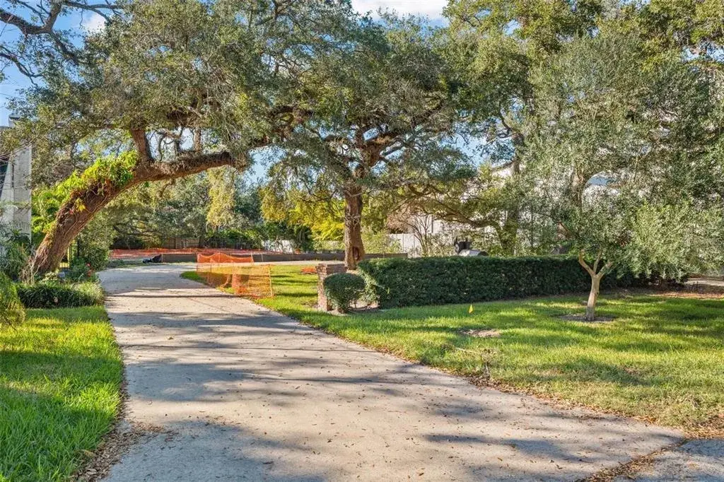 2303 S Hesperides Street, Tampa, FL, 33629
