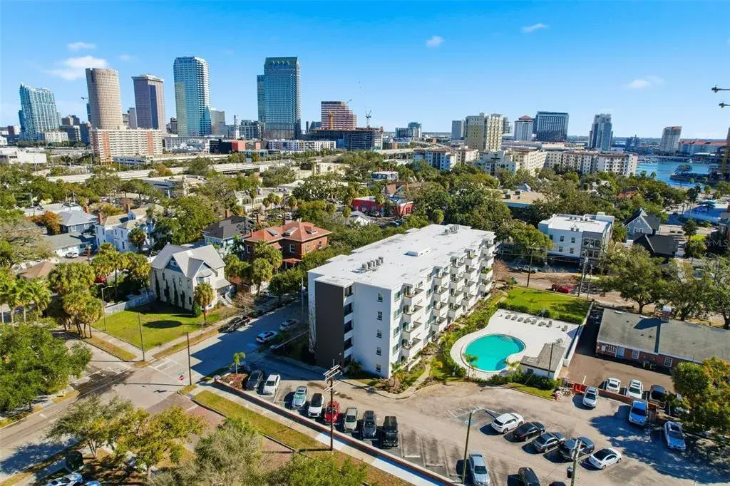 406 W Azeele Street Unit 103, Tampa, FL, 33606
