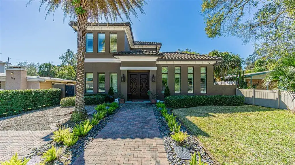 4210 W North B Street, Tampa, FL, 33609