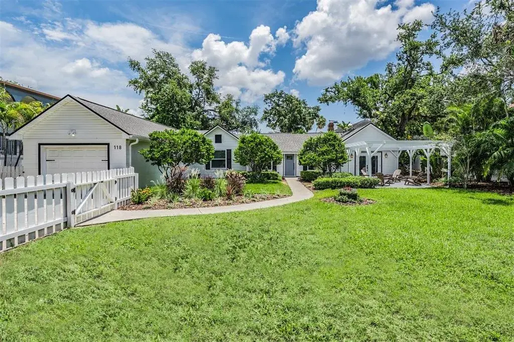 118 S Manhattan Avenue, Tampa, FL, 33609