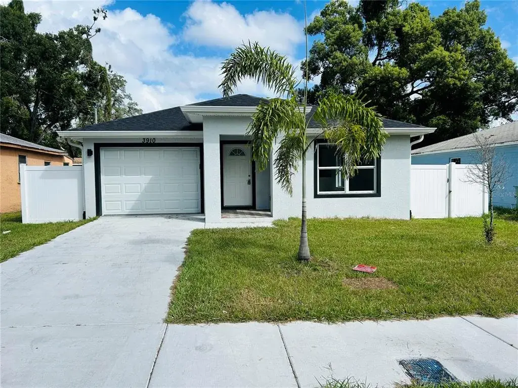 3910 E Genesee Street, Tampa, FL, 33610