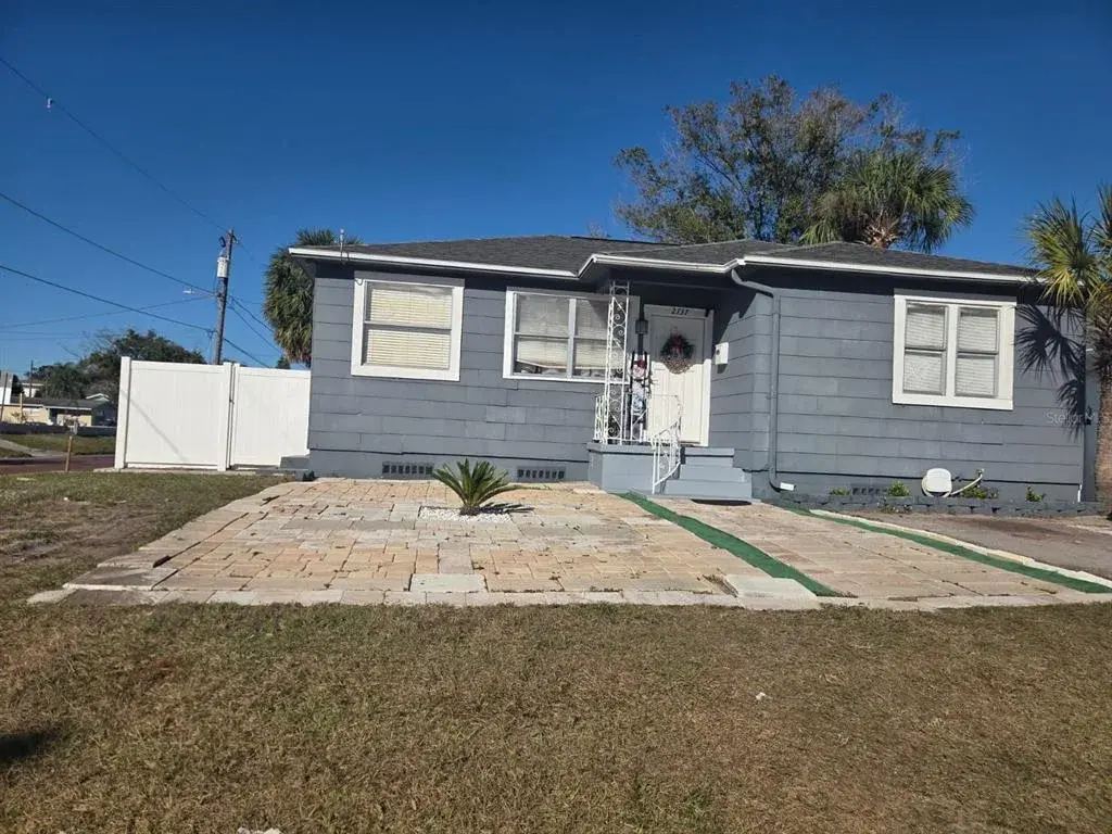 2737 W Spruce Street, Tampa, FL, 33607