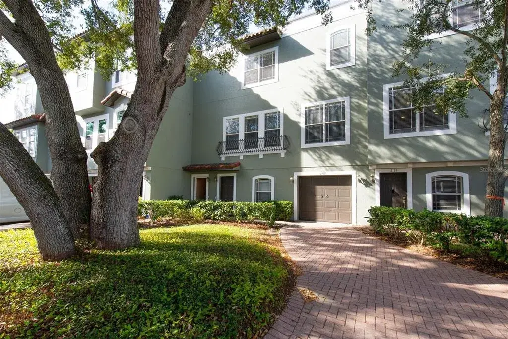 209 Rock Garden Place, Tampa, FL, 33609