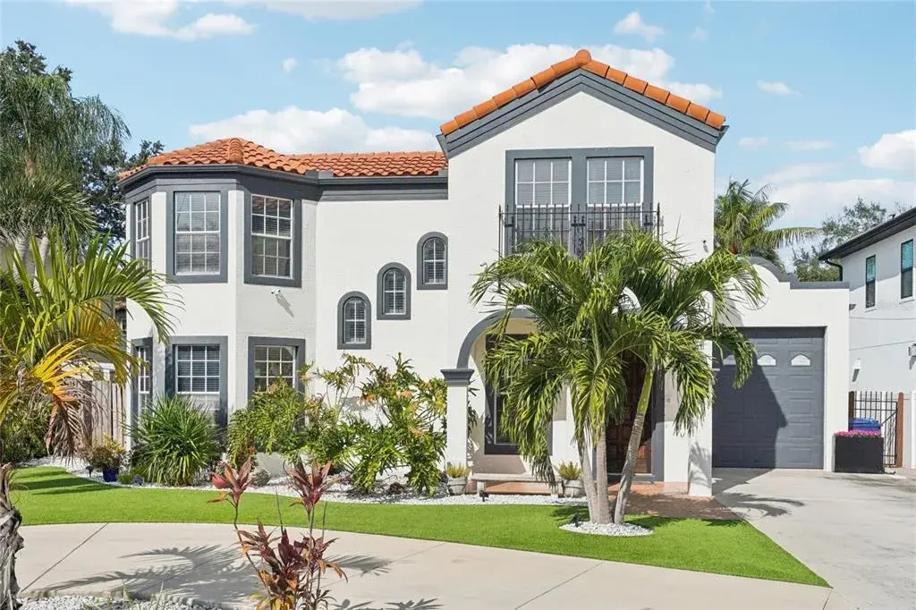 3303 W Lawn Avenue, Tampa, FL, 33611
