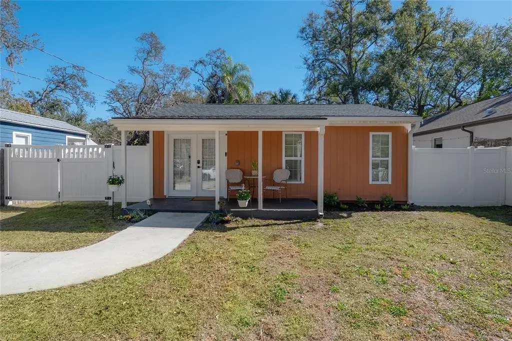 8907 N Dexter Avenue, Tampa, FL, 33604