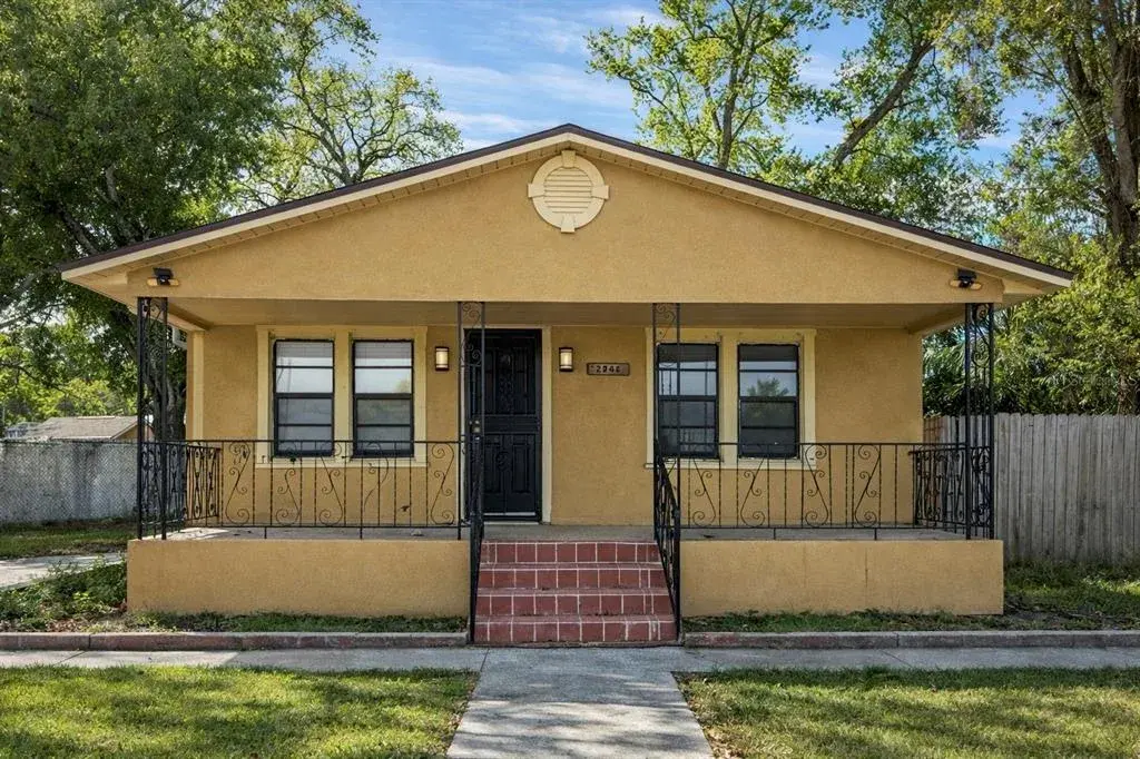 2806 Park Drive, Tampa, FL, 33619