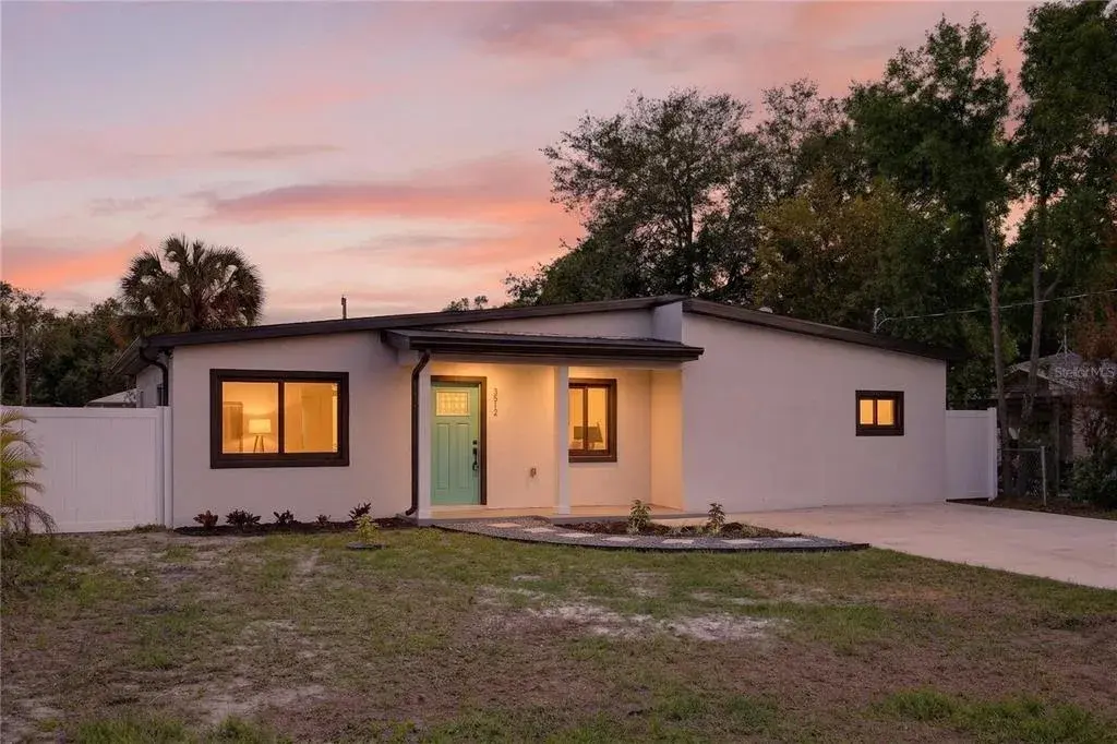 3512 W Mcelroy Avenue, Tampa, FL, 33611