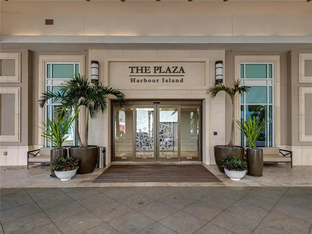 450 Knights Run Avenue Unit 902, Tampa, FL, 33602