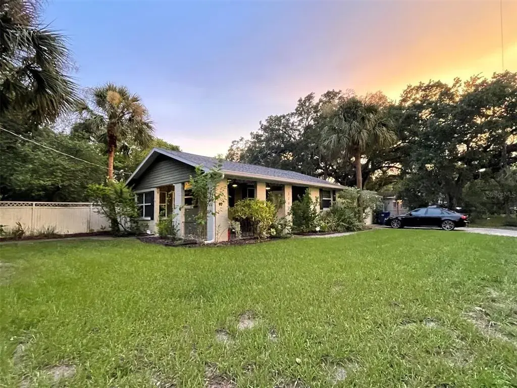 3202 W Villa Rosa Street, Tampa, FL, 33611