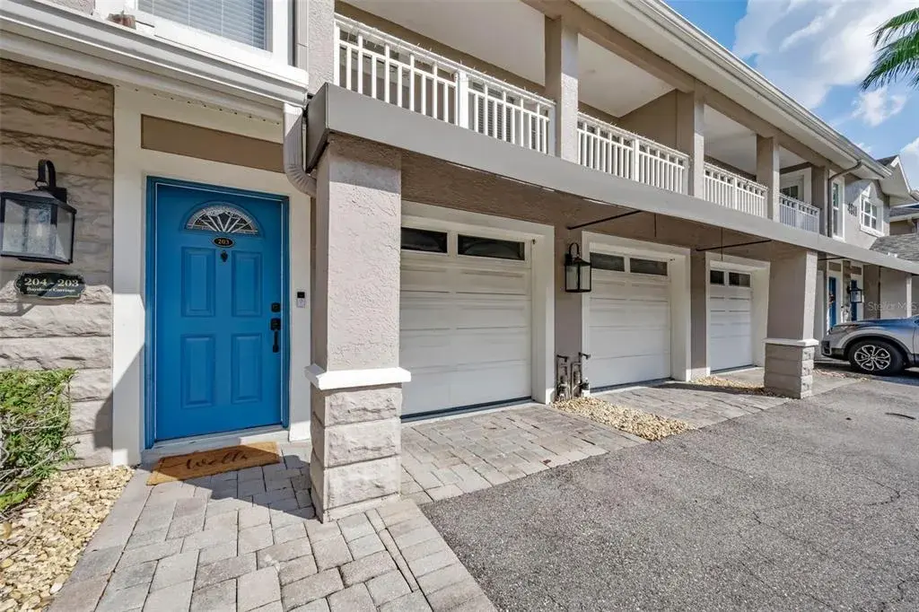 4811 Bayshore Boulevard Unit 203, Tampa, FL, 33611