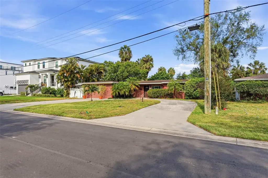 214 S Occident Street, Tampa, FL, 33609