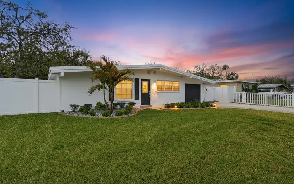 4424 W Varn Avenue, Tampa, FL, 33616
