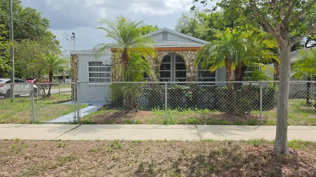 1515 E 32nd Avenue, Tampa, FL, 33610