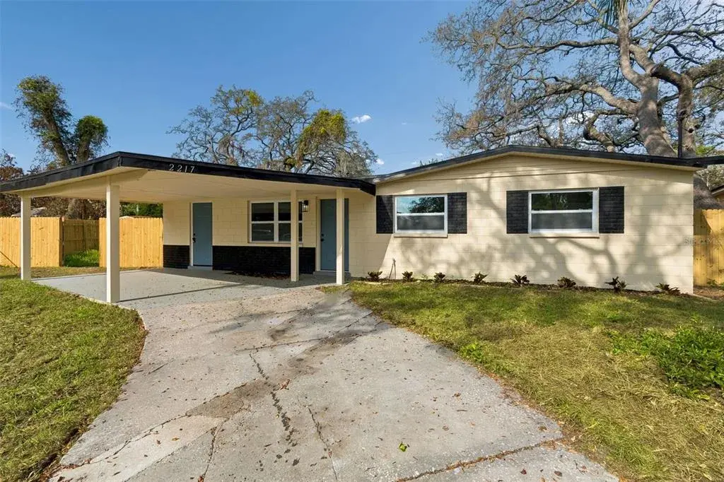 2217 E Colby Lane, Tampa, FL, 33612