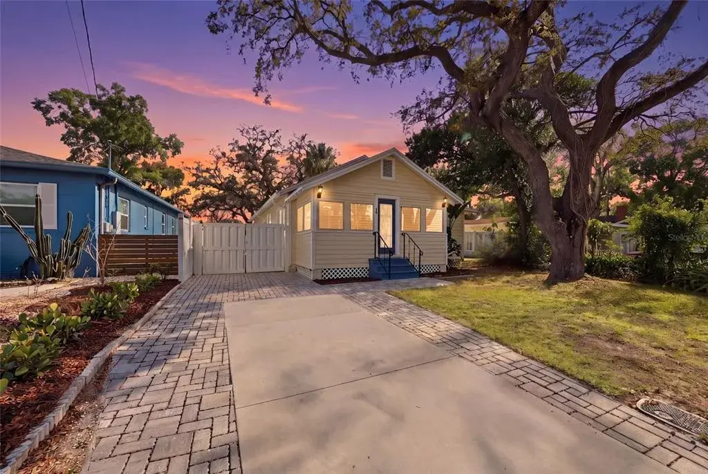 106 W Crest Avenue, Tampa, FL, 33603