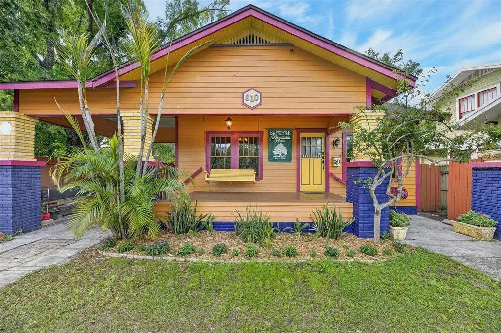 810 W River Heights Avenue, Tampa, FL, 33603