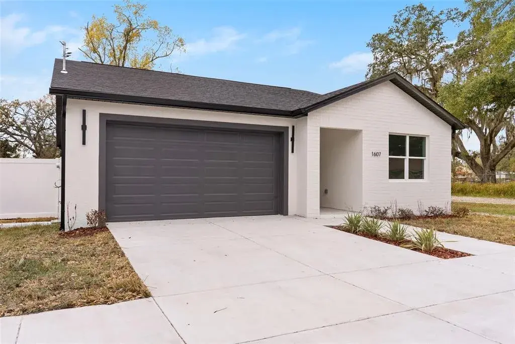 1607 E Ida Street, Tampa, FL, 33610