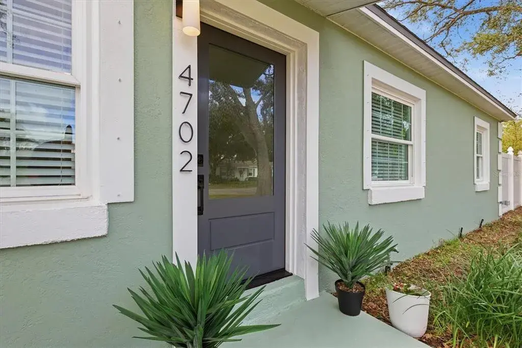4702 W Bay View Avenue, Tampa, FL, 33611
