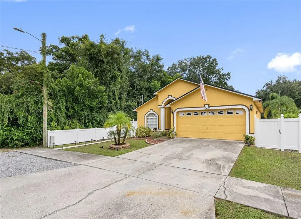 10407 N Woodmere Road, Tampa, FL, 33617