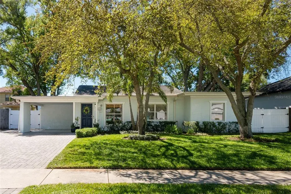 4704 W El Prado Boulevard, Tampa, FL, 33629