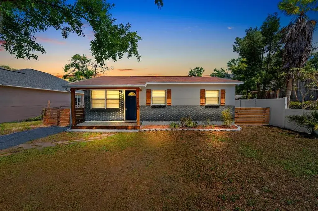 3605 W Iowa Avenue, Tampa, FL, 33611