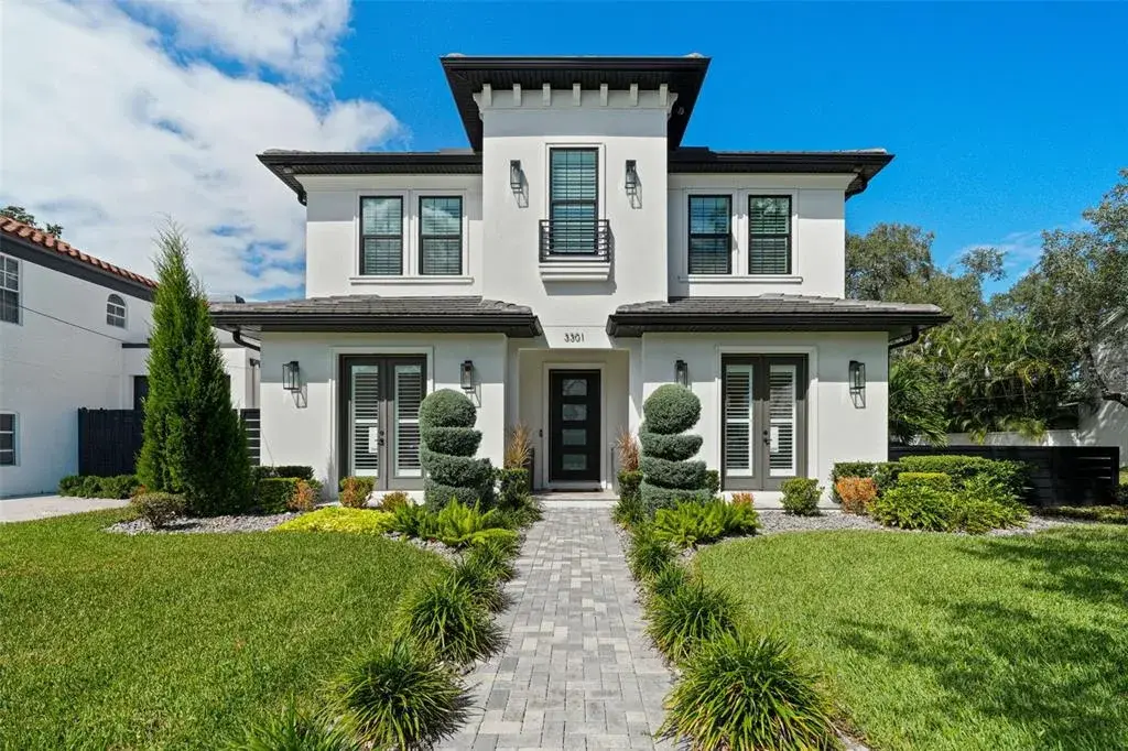 3301 W Lawn Avenue, Tampa, FL, 33611
