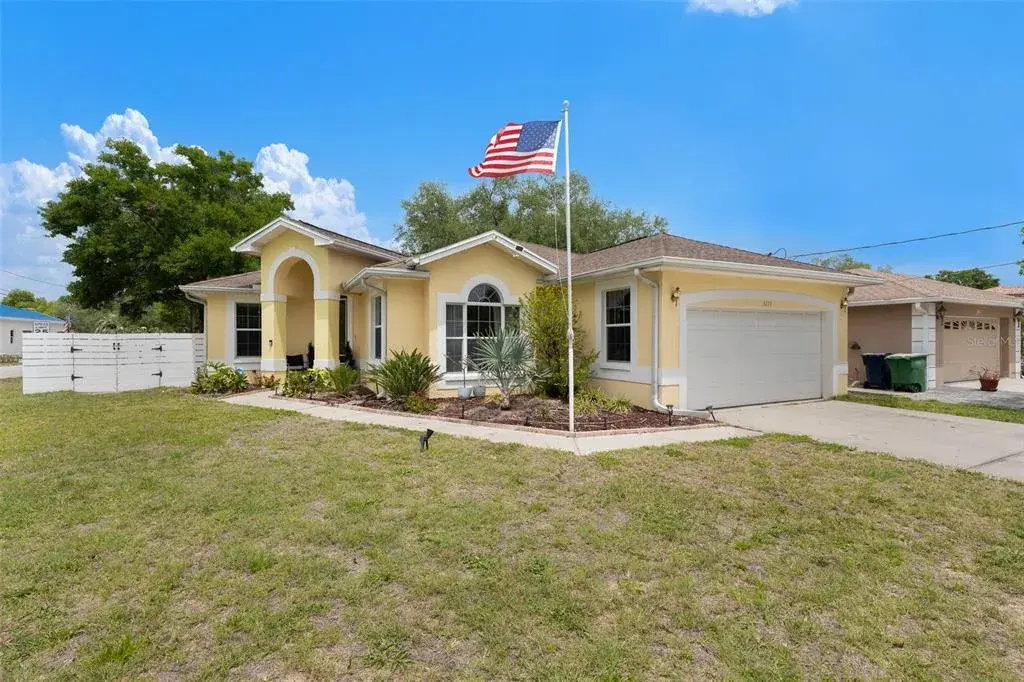 3217 W Bay Avenue, Tampa, FL, 33611