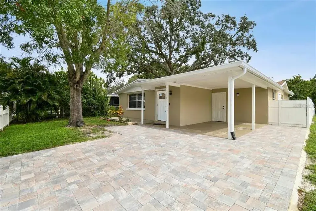 2926 W Tyson Avenue, Tampa, FL, 33611