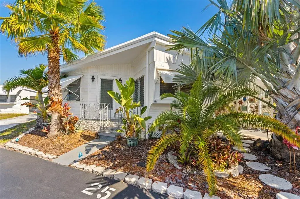 4851 W Gandy Boulevard Unit B2l25, Tampa, FL, 33611