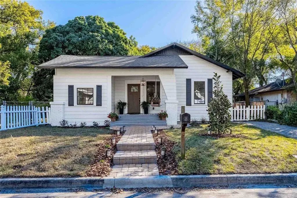 805 E Curtis Street, Tampa, FL, 33603
