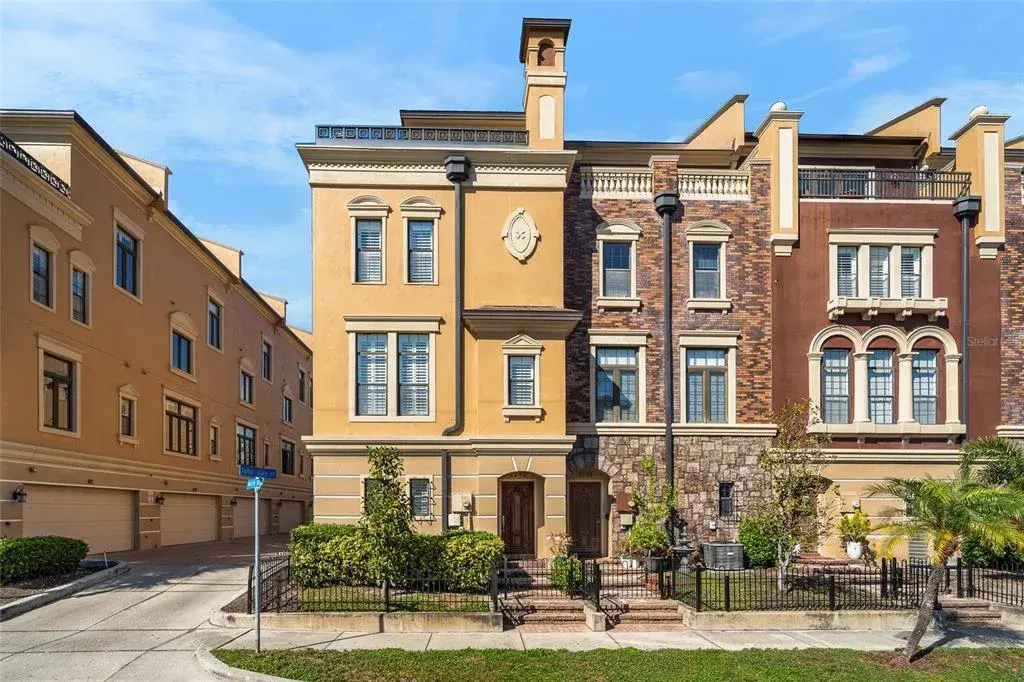 2240 Soho Bay Court, Tampa, FL, 33606