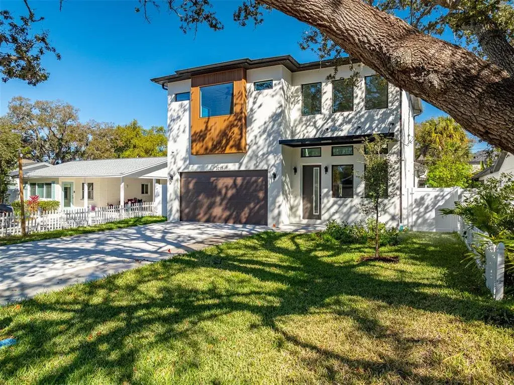 3215 W Price Avenue, Tampa, FL, 33611