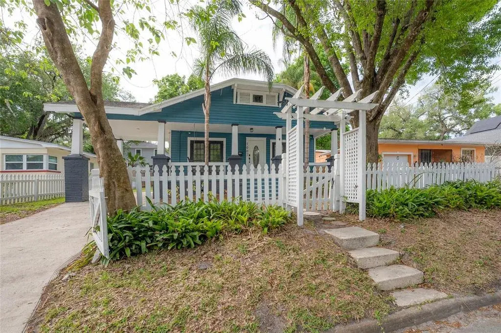 1007 E Robson Street, Tampa, FL, 33604