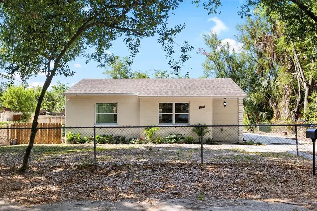 1901 E Shadowlawn Avenue, Tampa, FL, 33610