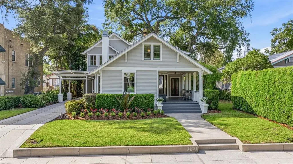 1811 W Hills Avenue, Tampa, FL, 33606