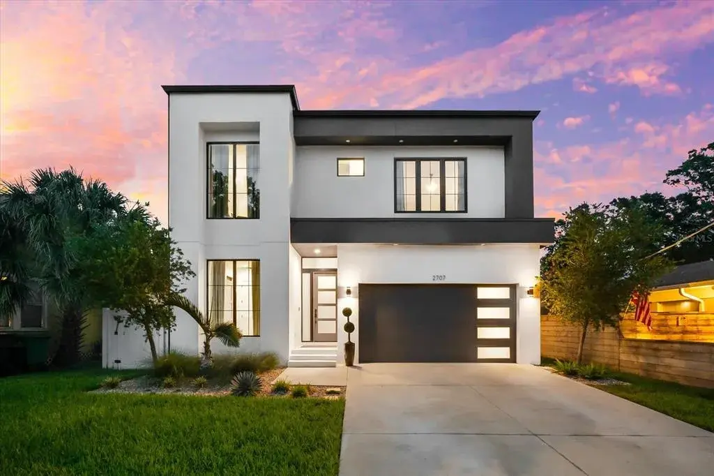 2707 Ridgewood Avenue, Tampa, FL, 33602
