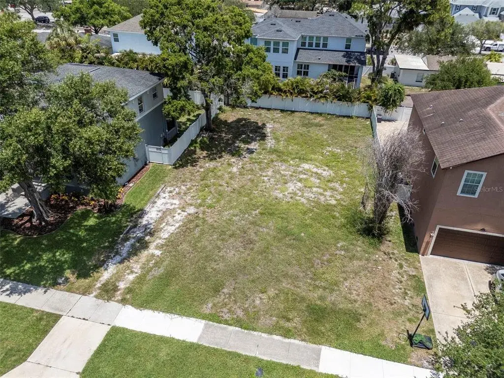4711 W Kensington Avenue, Tampa, FL, 33629
