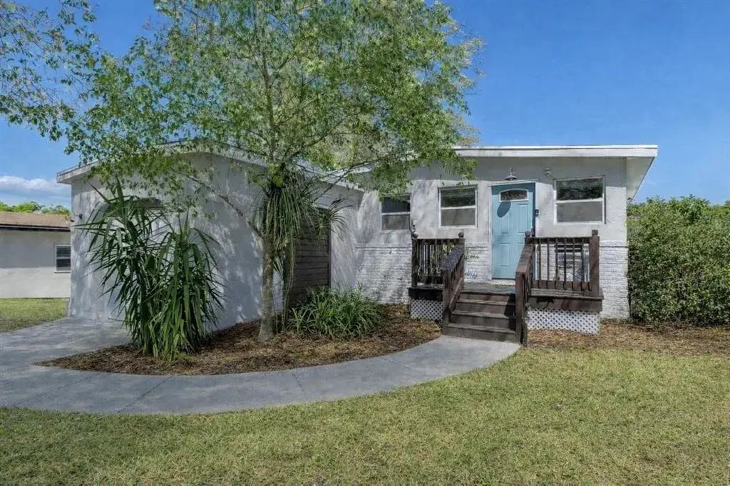 4611 W Paxton Avenue, Tampa, FL, 33611