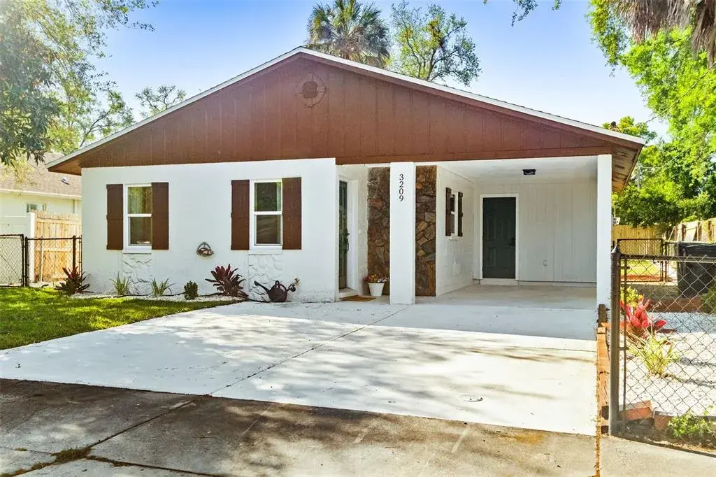 3209 E Frierson Avenue, Tampa, FL, 33610
