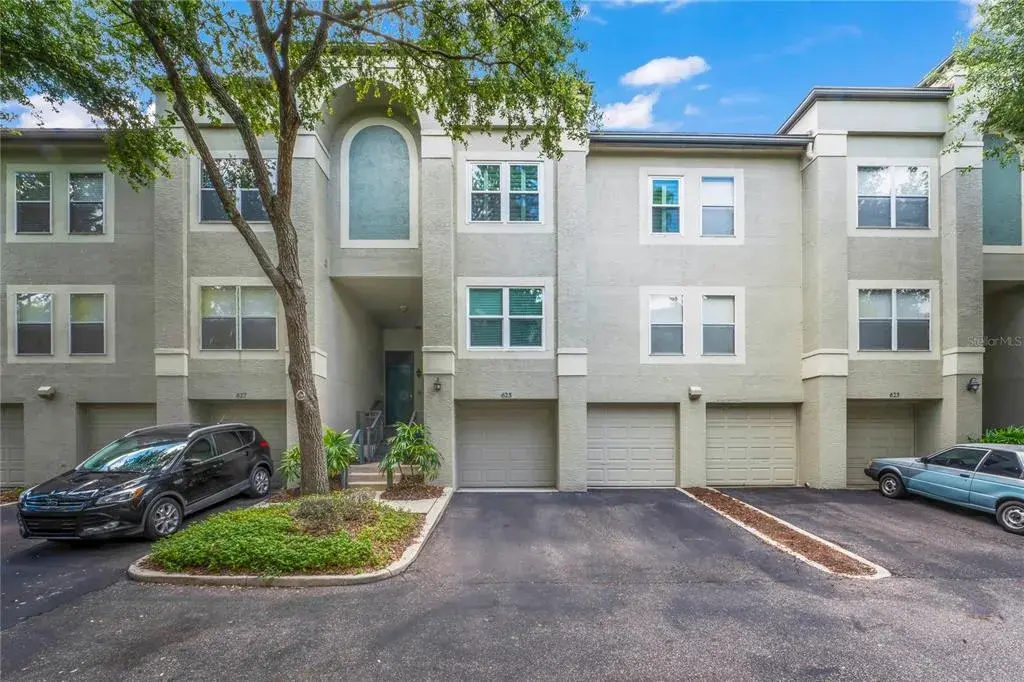 625 Tropical Breeze Way, Tampa, FL, 33602